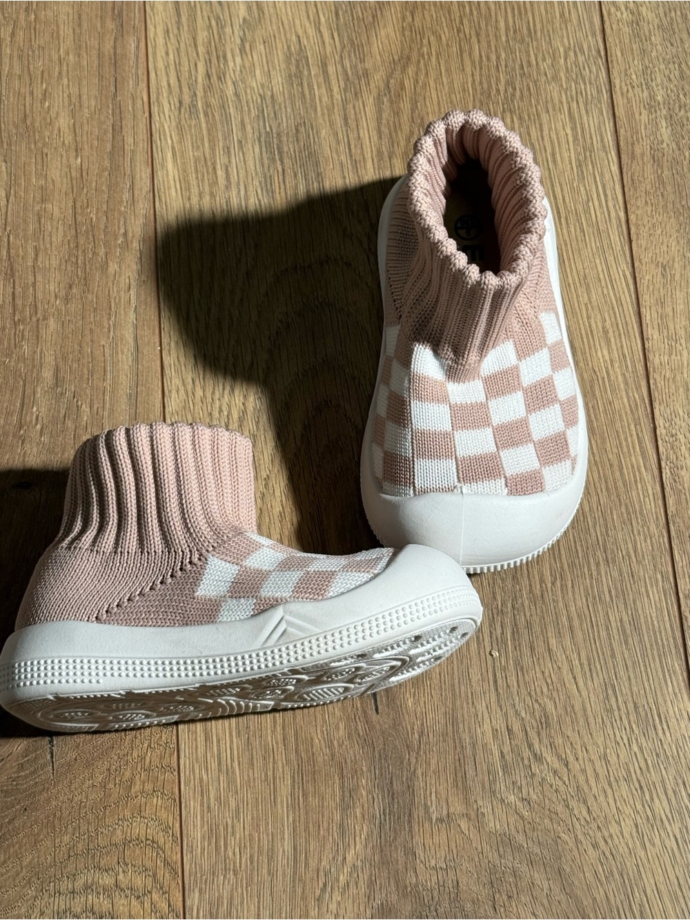 Kids Pink Checker Knit Slip-On Sneakers
